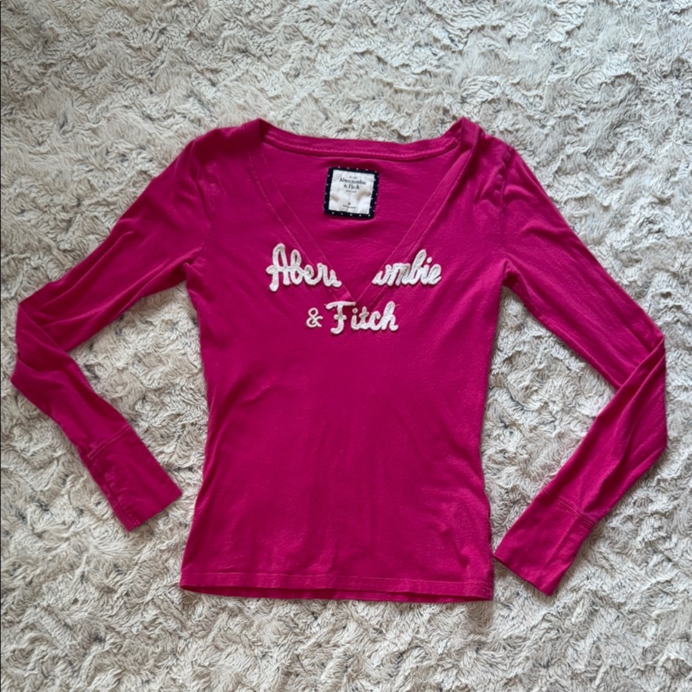 Abercrombie & Fitch Pink Fitted Long Sleeve Tee Size: M